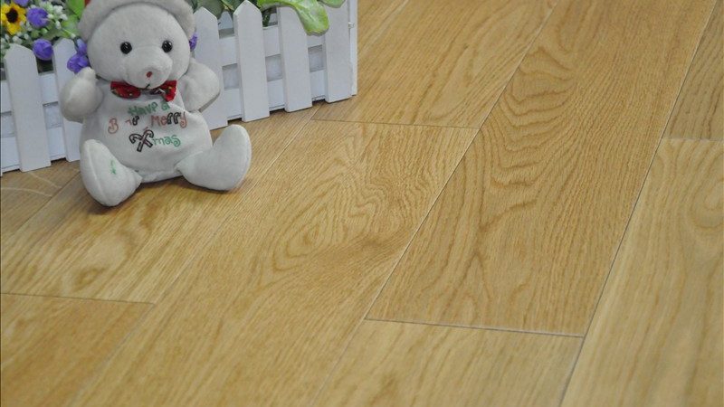 PVC地板定制：从选材到交付，这五个环节决定厂家实力
